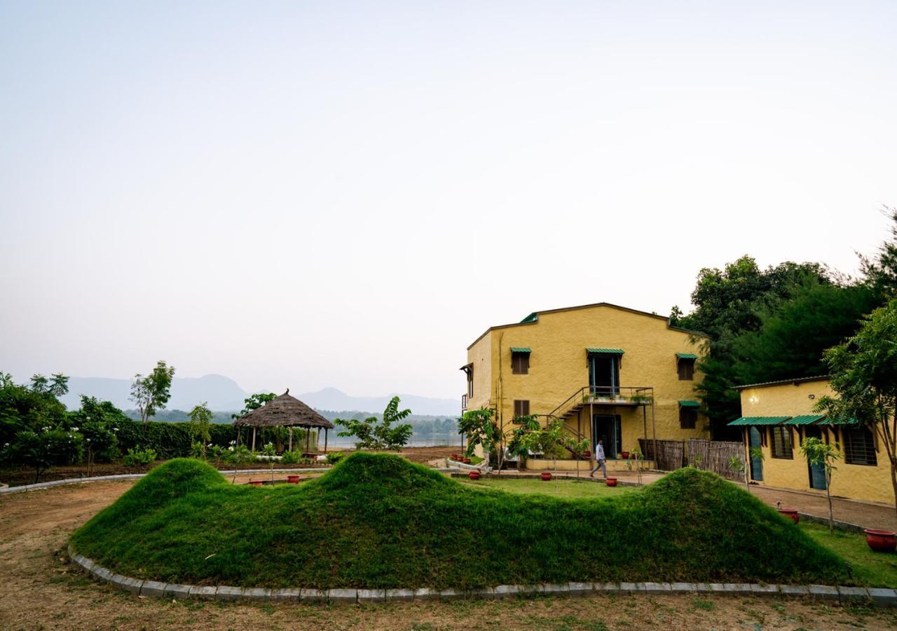 The Satpura Panchtatva Villa Khapa  Bagian luar foto